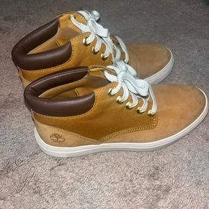 Timberland women’s high tops